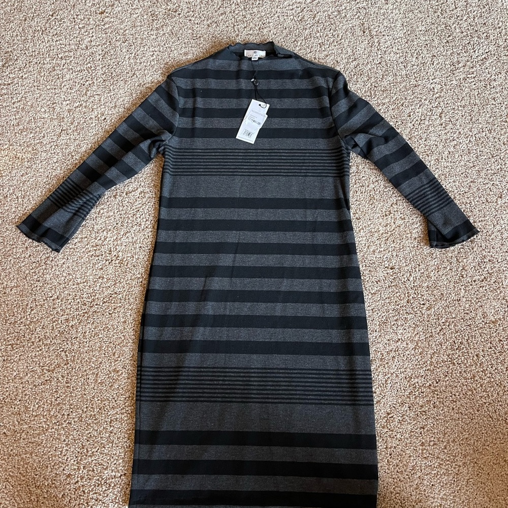 Socialite bodycon dress. Size medium.